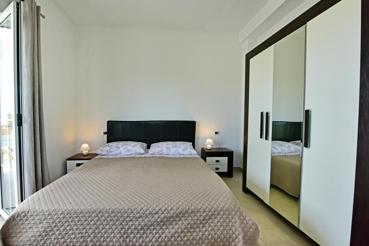 Apartman Melita Пореч Екстер'єр фото